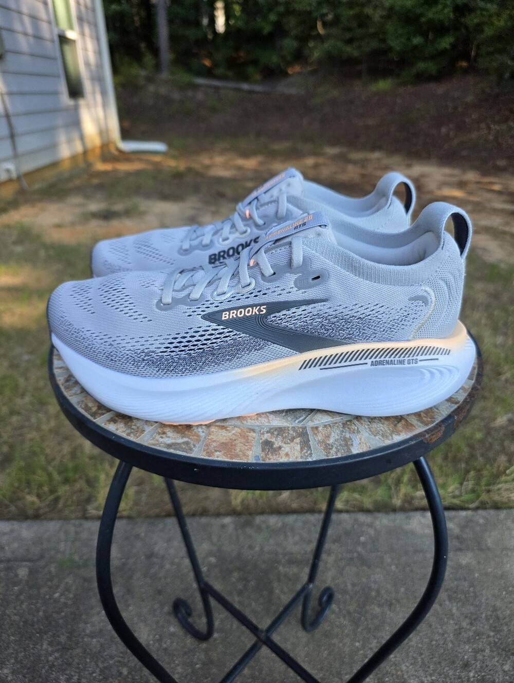 Brooks Adrenaline GTS 25 1204431B032 Grey Running Shoes Women Size 8.5 B Worn 1x - Picture 3 of 9